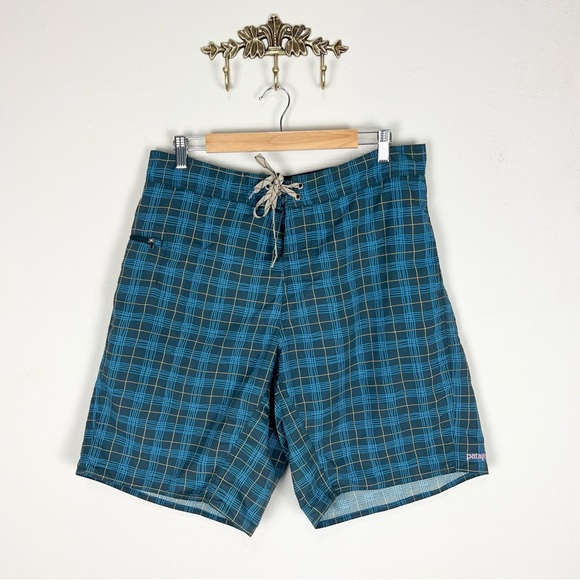 Patagonia Swim Patagonia Plaid Board Shorts Mens Size 35 Poshmark